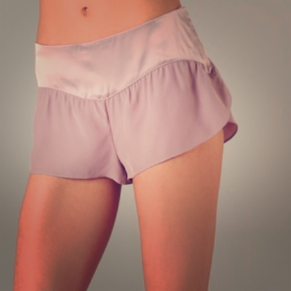 🌹KIKI DE MONTPARNASSE Amour Lounge Short